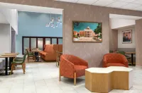 Hampton Inn & Suites Prattville - parking