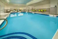 Hampton Inn & Suites Buffalo/Airport - Airport Shuttle