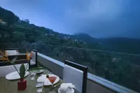 Taj Madikeri Resort & Spa Coorg - Romantic