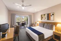 Oaks Broome Hotel - شرفة