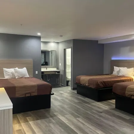 Travelodge by Wyndham Whittier