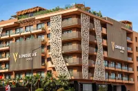 Longue VIE Hotels - balcony