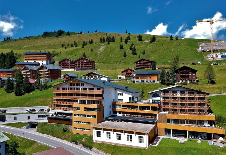 hotel overview picture