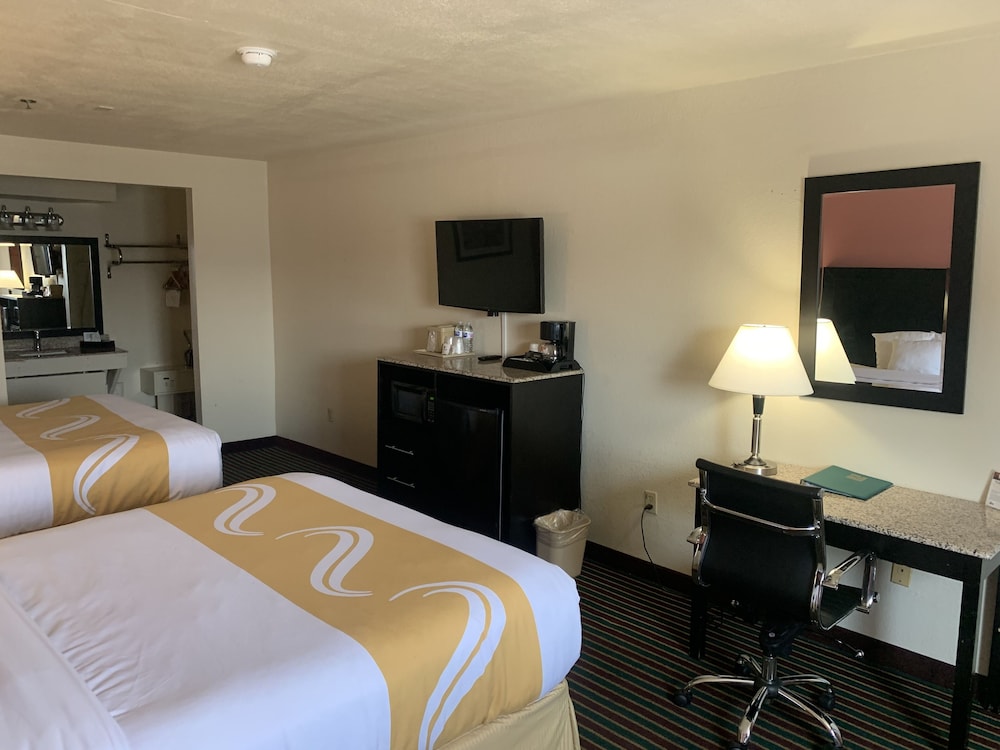 Quality Inn & Suites Del Rio