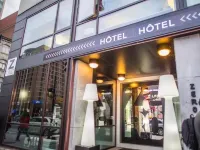 Hotel Zero 1 Montreal Hotels near Quebecor