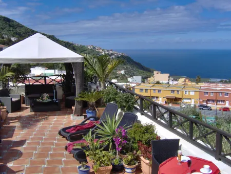 Small Studio (15m²) for Single Use with Sea View Отели в г. Икод-де-лос-Винос