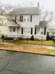 Upscaled Home in a Quiet Neighborhood Hotels near UMass Center at Springfield