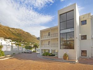 Van Riebeeck 12 by HostAgents