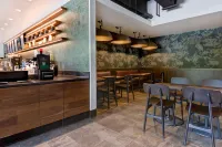 Hyatt Place Bloomington / Normal - bar