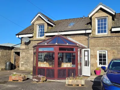 Blairmains Guest House Hotels in Caldercruix