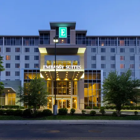 Embassy Suites by Hilton Newark Airport