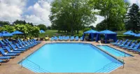 Hilton Chicago Oak Brook Hills Resort & Conference Center Hotels in Westmont