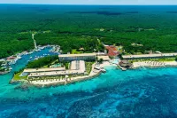 InterContinental Hotels PRESIDENTE COZUMEL RESORT SPA by IHG