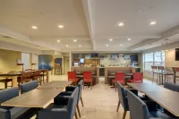 ฮอลิเดย์ อินน์ เอ็กซ์เพรส โรงแรม & สวีทส์ ออชคอช บาย IHG - พร้อมอาหารเช้า