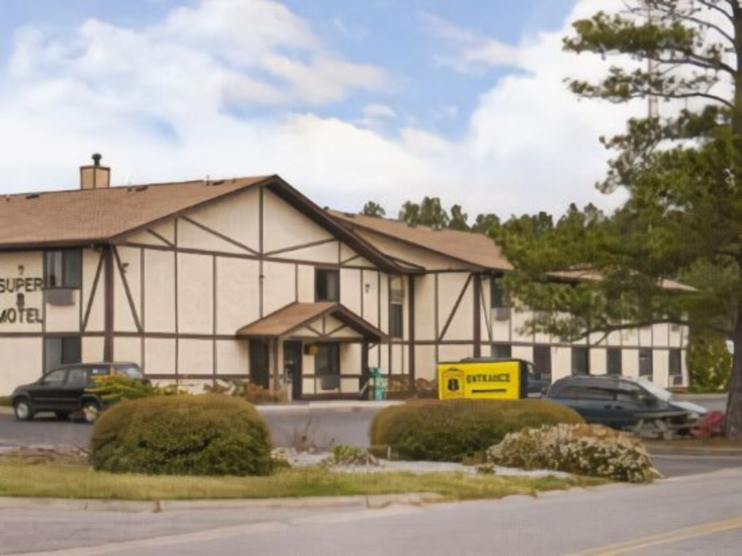 Super 8 by Wyndham Waycross GA