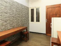 House Of Dharmawan Hotel di Kecamatan Mulyorejo