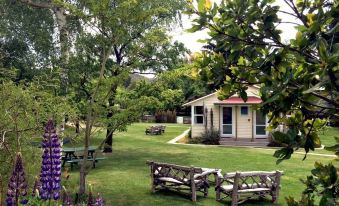 Tailor Made Tekapo Accommodation - Guesthouse & Hostel