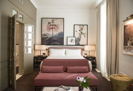 호텔 객실 내부