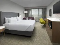 クラウン プラザ サンアントニオ エアポート by IHG マックネイ美術館周辺のホテル