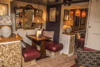 The Swan Inn Hotels in Hindhead