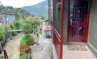 Lu shan guan yun xiao qi min su - Housity