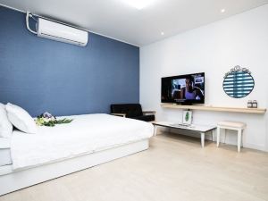 Samcheok Blue Pearl Pension