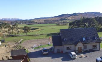 Tigh an Each B&B & Laggan Glamping