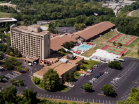 DoubleTree by Hilton Hotel St. Louis - Chesterfield Hotels in Chesterfield