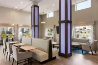 Days Inn & Suites by Wyndham Bowling Green - Aamiainen