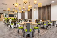 Super 8 by Wyndham Chemnitz - breakfast