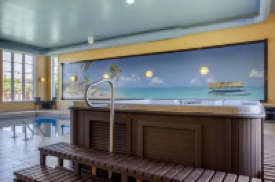 Comfort Inn & Suites