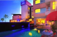 Home Suites Boutique Hotel Freetown - piscina