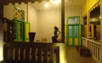 Jasmine Heritage Homestay Hotels in Gondomanan