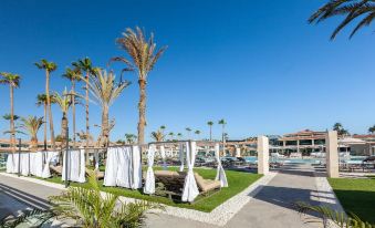 Kumara Serenoa by Lopesan Hotels
