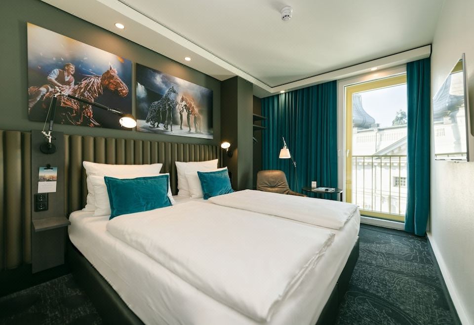 Motel One Berlin Ku'Damm-Berlin Updated 2023 Room Price-Reviews & Deals |  Trip.com