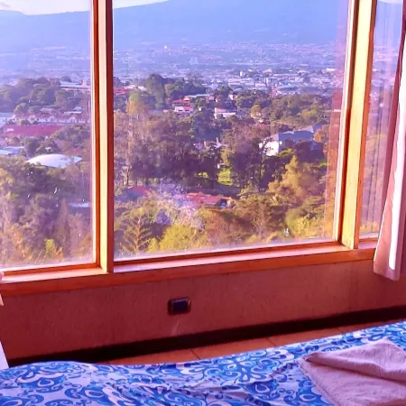 Hotel Monte Campana Escazu Отели рядом с достопримечательностью «Комплекс «Авенида Эскасу»»