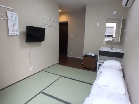 Economy Hotel Hoteiya Hotels near Hinode Yu