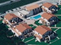 Borgo Valmarina فنادق في فولونیکا