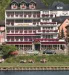 Moselstern Hotel Brixiade &Triton Hotel dekat Weinstube Restaurant Beim Weinbauern