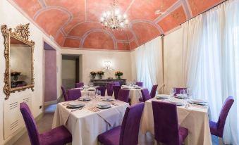 Castello di Pontebosio Luxury Resort - Housity