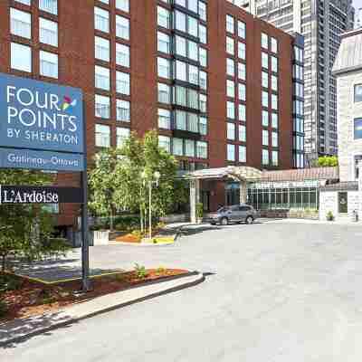 Four Points by Sheraton Hotel & Conference Centre Gatineau-Ottawa Hotel Exterior