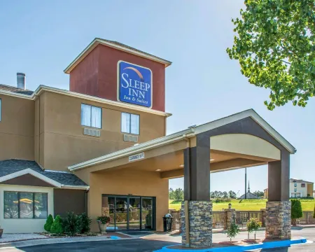 Sleep Inn & Suites Cullman I-65 Exit 310