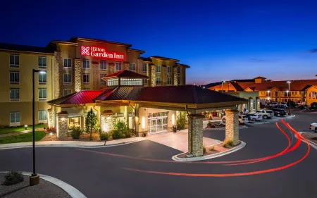 Hilton Garden Inn Gallup Отели рядом с достопримечательностью «Navajo Code Talkers Museum»