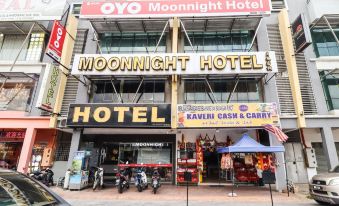 OYO 89381 Moonnight Hotel