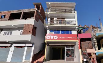 OYO Twilight Guest House