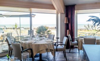 Hotellerie les Brisants , Restaurant J M Perochon