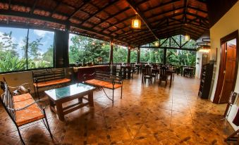 Hotel Rancho Cerro Azul