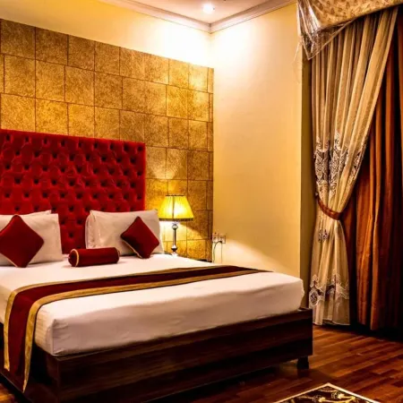 Rose Palace Hotel, Gulberg
