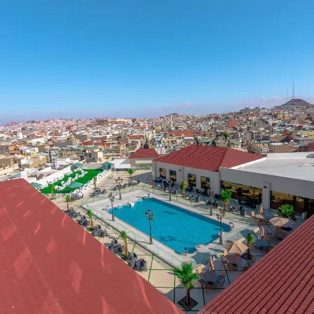Iridium Hotel