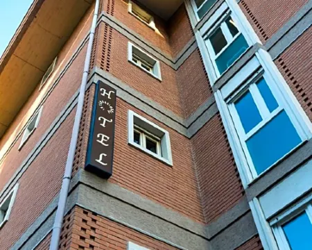 Hotel Internazionale Luino ルイノのホテル